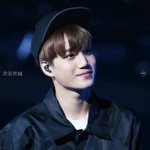 [EXO] 근데 내가 카이 좋다는데 왜 <b>고</b><b>나리</b>질?