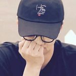[EXO] 백현이그럼 <b>팬</b>싸하구 로<b>올</b>방송하는건가