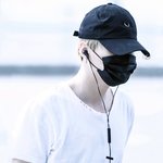 [방탄소년단] 공항에서만 멋부리는 민윤기