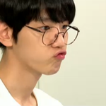 [EXO] 우리어빠 오늘 <b>예비군</b>갔다왔는데