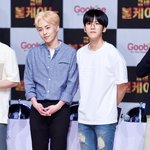 [EXO] 아니 백현팬들은 <b>앞머리</b> 내린사진갖고 왜 저러냐 ㅋㅋ