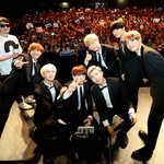 [방탄소년단] <b>buzz</b>피드 인터뷰 둥?