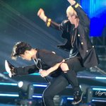 [방탄소년단] 오늘따라 역동적이니ㅋㅋㅋㅋㅋㅋㅋㅋ