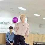 [EXO] <b>삐딱선</b> 타는 시우민