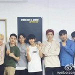 [EXO] 아  장사<b>장</b> <b>이</b>새끼 뭔데 나도 만지지않은 세훈이 허리에다가
