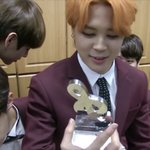 [방탄소년단] 방밤 2분 32초쯤에 김태형ㅋㅋㅋㅋㅋㅋㅋㅋㅋ