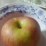 요즘 <b>턱밑</b>에 여드름이자꾸나서