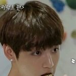 [방탄소년단] 전 이제 <b>초코바</b>먹을때