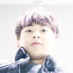 [EXO] ㄹㅇ 민석이 <b>볼살</b> 물고싶다
