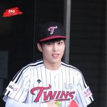 [EXO] 우민이가 던진 <b>야구공</b>에 쳐맞고싶다