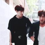 [방탄소년단] 꽃브로 전정국 <b>피지컬</b>.....