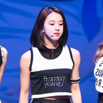 채영 <b>흑발</b> 레전드다