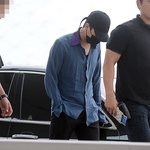 꽁꽁감춘 지용이 공항패션