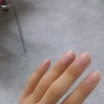 제 손이 많이 기괴한가요