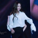 <b>이마</b> 넓은데 앞머리 없는 애 있어?