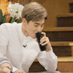 [EXO] 준면이랑 <b>맥주캔</b>까고
