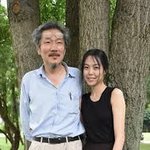 <b>허허</b> 젊은 여자가 좋구먼