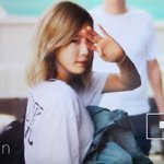 <b>폭염</b>에도 해맑은 아이돌 출근길