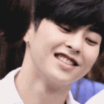 [시우민] 나이 많이 어린데