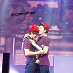 [EXO] 세백 바지봐 ㅋㅋ <b>두둑</b>