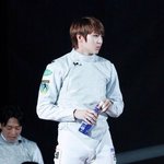 [EXO] <b>두둑</b>갑