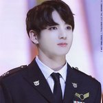 찰떡같이 잘 어울리는 <b>쉼표</b>머리