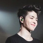 진짜 어깨넓은건 뭐 어째야되냐