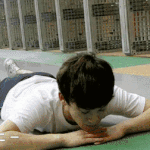 [CHEN] 종대가  본인은 <b>운동신경</b> 없다고 했는데