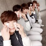 [댓글부탁해] 너네 <b>입덕</b> 위기 아이돌 그룹 뭐야?