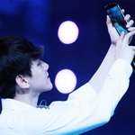 [EXO] 백현완댜<b>님</b> 이 셀카 아직도 안풀리셔따