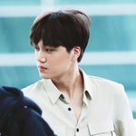 [카이] 공항에서 화보찍은 아이돌 = 카이