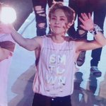 [시우민] <b>인사</b>하고  일어날 타이밍 찾는 시우민 ㅋㅋㅋ