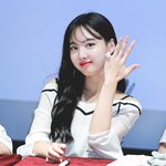 [EXO] 우리 <b>딸</b><b>램</b> 이쁜거봐라 나라도 좋아할듯