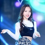 [EXO] <b>나연</b>이 허벅지 한번씩 보고가라 ㄷㄷㄷ.jpg