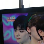 얘두라 이 <b>아이돌이름</b> 좀