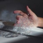 여드름 <b>연고</b> 추천 좀!