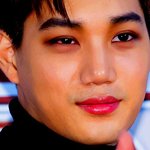 [EXO] 카이 이거 립스틱 바른거야?