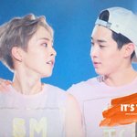 [시우민] 헉 <b>헨리</b>형이랑