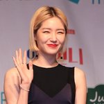 <b>역시</b> 모델출신 김새롬