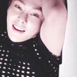 [EXO] 축쳐진 <b>볼살</b> 왜케 부벼대