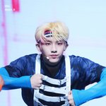 [NCT] <b>윈윈</b>이 병아리 머리