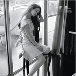 분위기 쩌는 <b>신민아</b> 마리끌레르 화보2