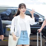 아이유 수수한 공항패션