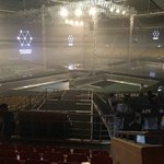 [EXO] <b>레일</b>이아니라 3층 앞에와서 노래부르는거같은데