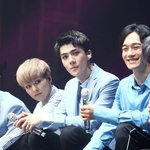 [EXO] 미친 2리<b>D</b> <b>미</b>챴다