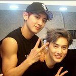 [EXO] 조카 <b>개</b>신발 찬열이 팔뚝 준면이 <b>얼굴</b>만해..ㅜㅠㅠㅠ