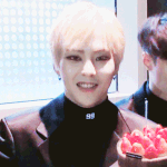 [EXO] 민석아 축하해