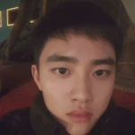 저번에 갈비집에서 도경수  조카 닮은 <b>남자</b>애가 무표정으로 <b>고기</b>먹길래
