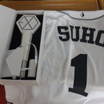 [EXO] 남자친구가 굿즈 10만원<b>사</b>줌