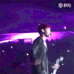 [EXO] 이분은 복근을 얼마나 더 <b>선명</b>하게 만드실 계획...